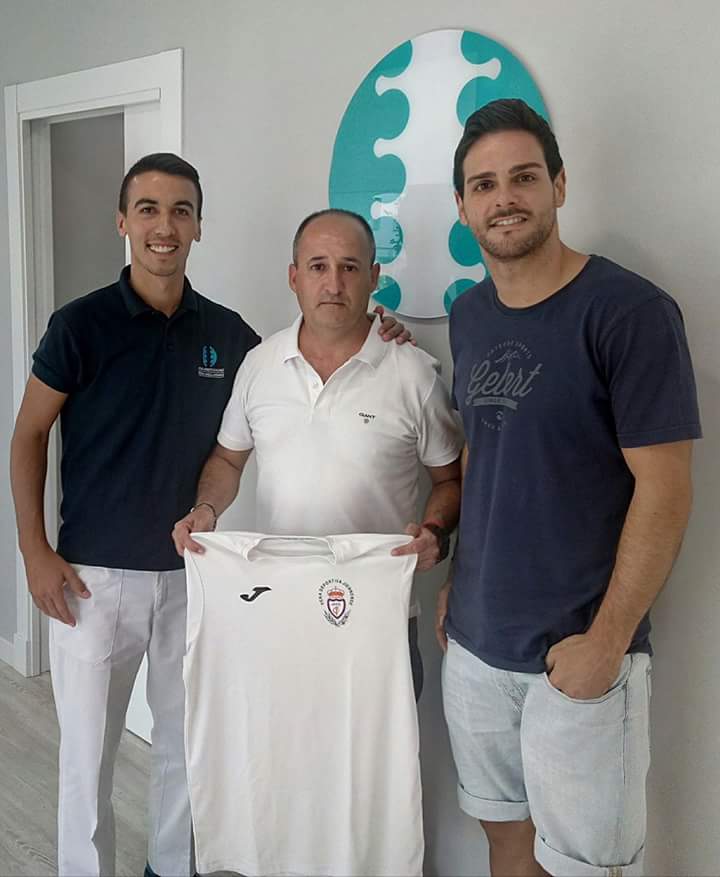 Convenio de colaboración para la temporada 2017/2018 con <a href="/fisioterapiaCMS/">Carlos Morente</a> del que se podrán beneficiar tanto niños del club como familiares.