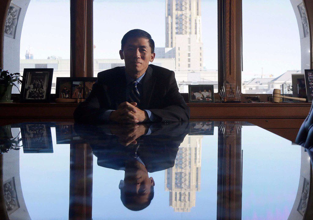 Law schools are filled with Asian Americans. So why aren’t there more Asian judges? washingtonpost.com/news/wonk/wp/2…