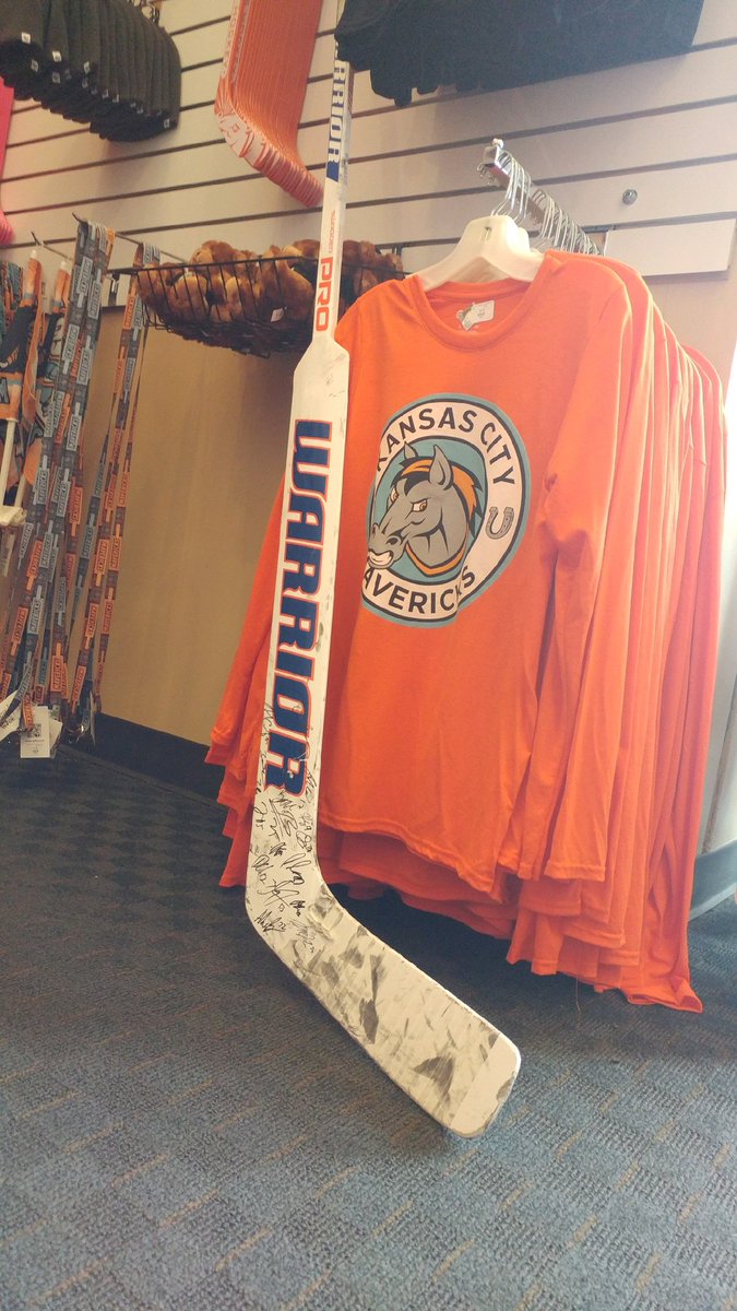kc_mavericks's tweet photo. #GivingWednesday 
We are giving away this signed goalie stick. You know the drill like, retweet and follow for your chance to win! https://t.co/FslFQLG57o