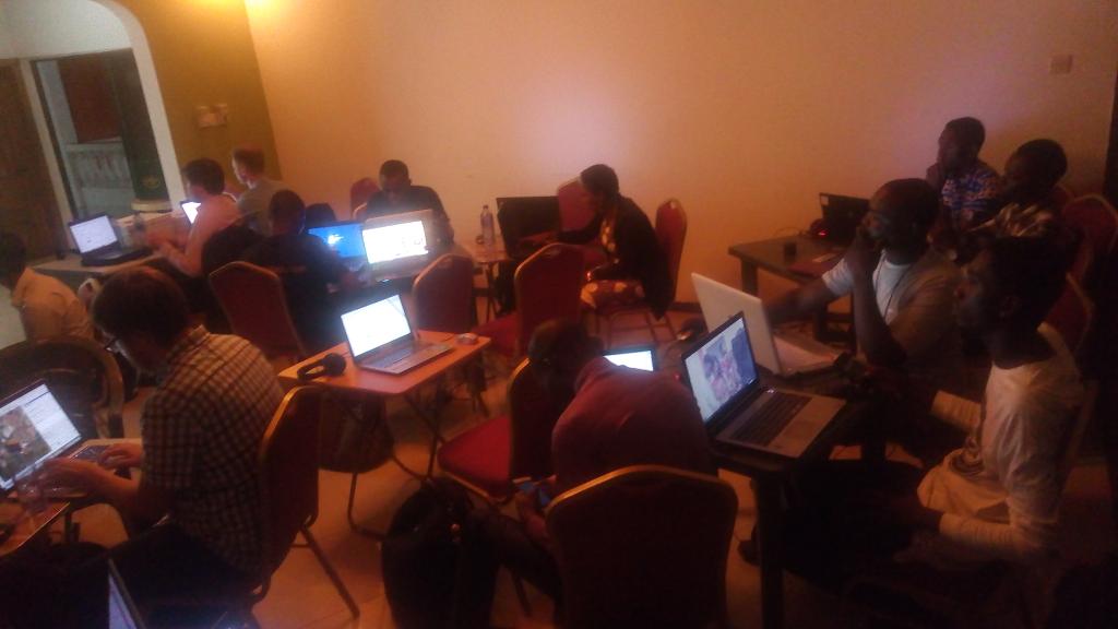 #Mapathon has just started at the @MobileWebGhana in #Accra 
@osmafrica @BusJungle @OSM_Ml 
 @overflorian 
Join us !
#AODC17  #AccraMobile3