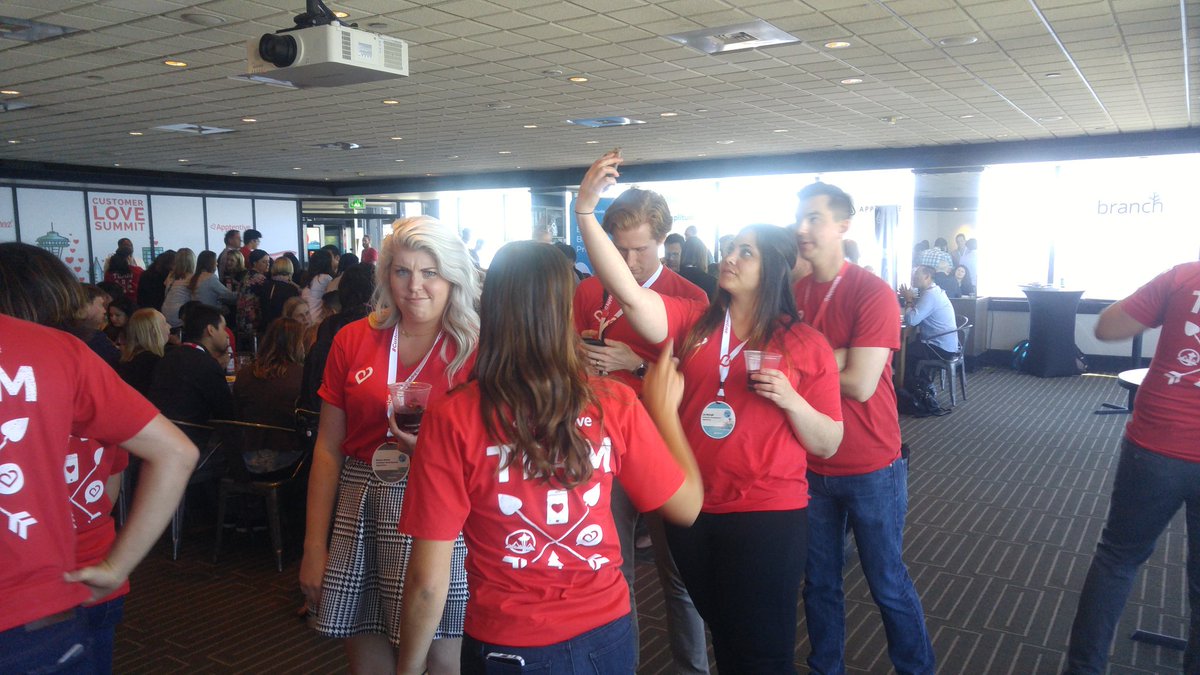 therealpcotter's tweet photo. Hungry for food and #customerlove17 https://t.co/vUCGtIDclB