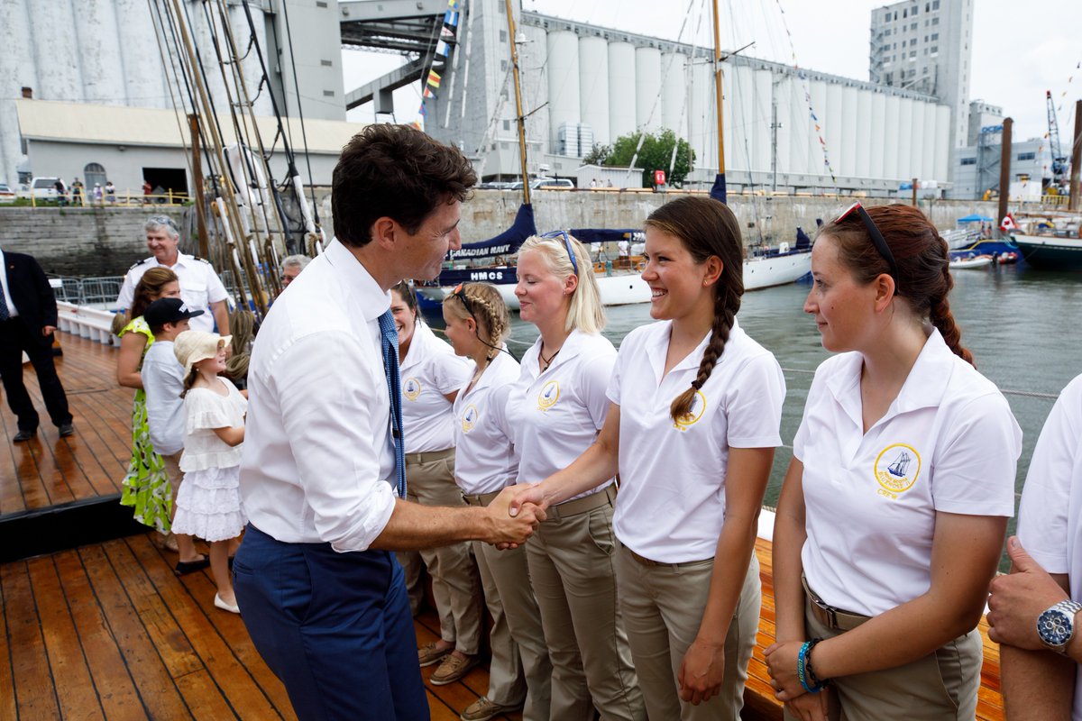 Justin Trudeau tweet media