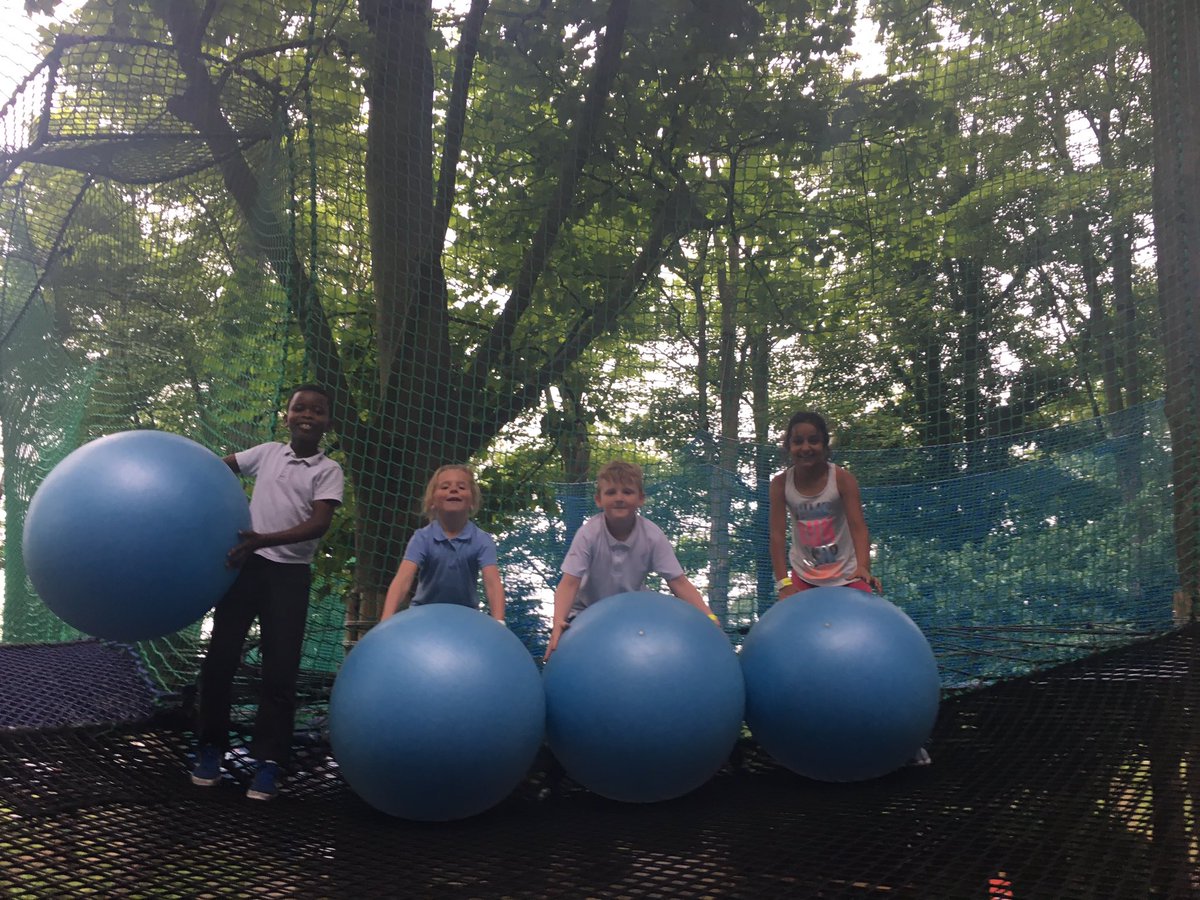 CliftonSch's tweet photo. Year 3LM really enjoyed #treetopnets in #Ripon today lots of fun, laughter and smiles all round 😄👏🌟🌳🌲 https://t.co/Y1WyEhGjHZ