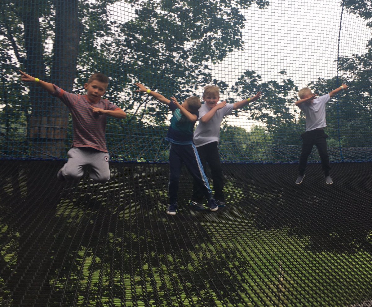 CliftonSch's tweet photo. Year 3LM really enjoyed #treetopnets in #Ripon today lots of fun, laughter and smiles all round 😄👏🌟🌳🌲 https://t.co/Y1WyEhGjHZ