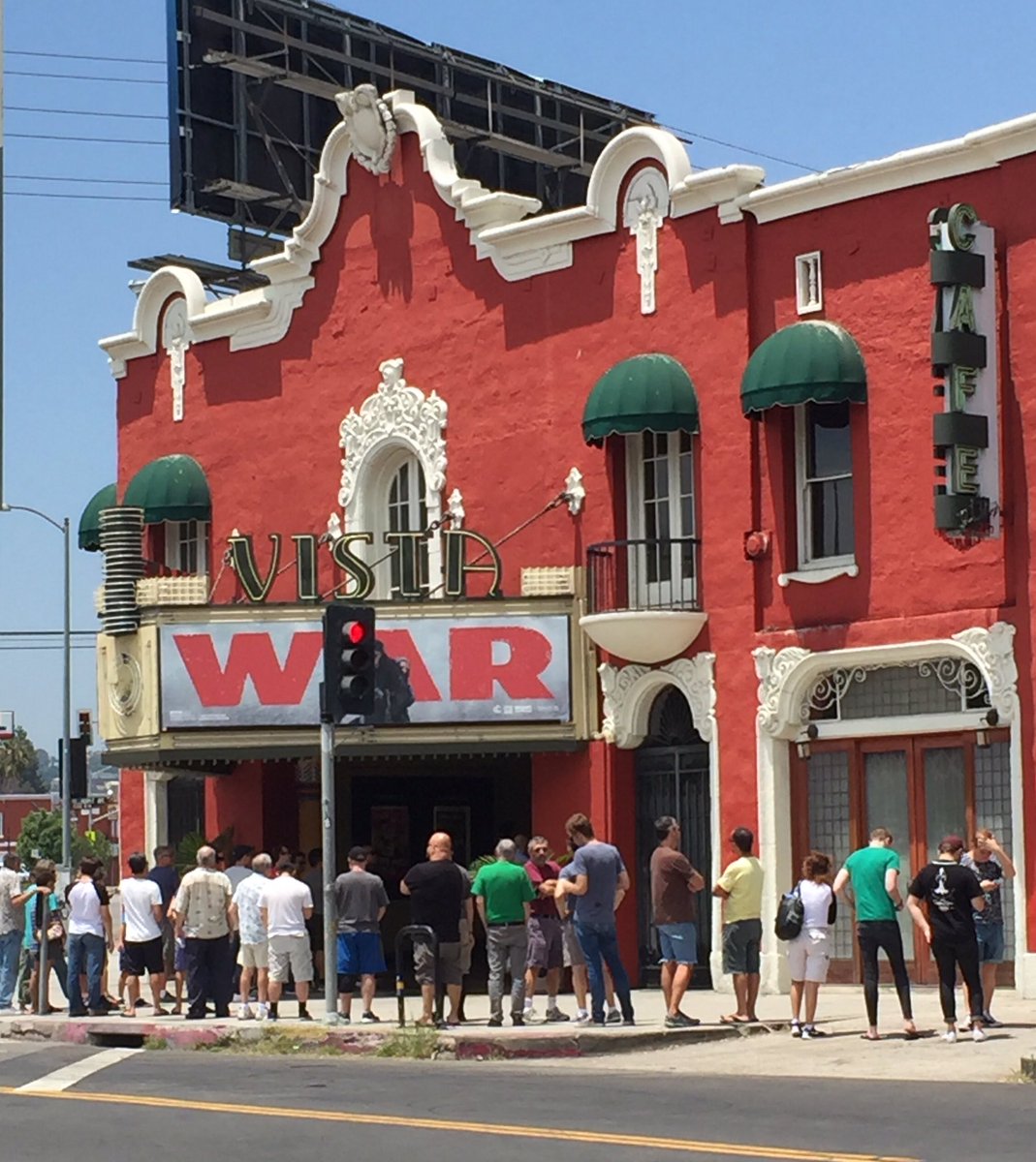 AnnaJKlassen's tweet photo. My fav theatre in LA is showing one of the best movies this summer. The around-the-block line is worth it, promise. https://t.co/E4SsnLqGxZ