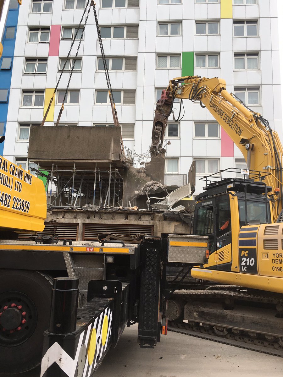 YDemolition's tweet photo. First link bridge deck safely lifted and removed at Great Thornton Street flats, Hull. Been a long day. #demolition https://t.co/lYikaSwE0i