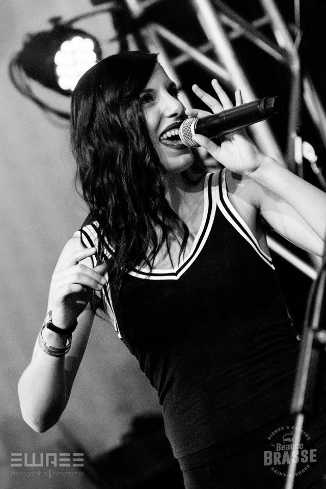 TraitCarr's tweet image. Jeudi 20h parc de la Commune @villequebec  jazz du quartette Camille Caron @premiereovation