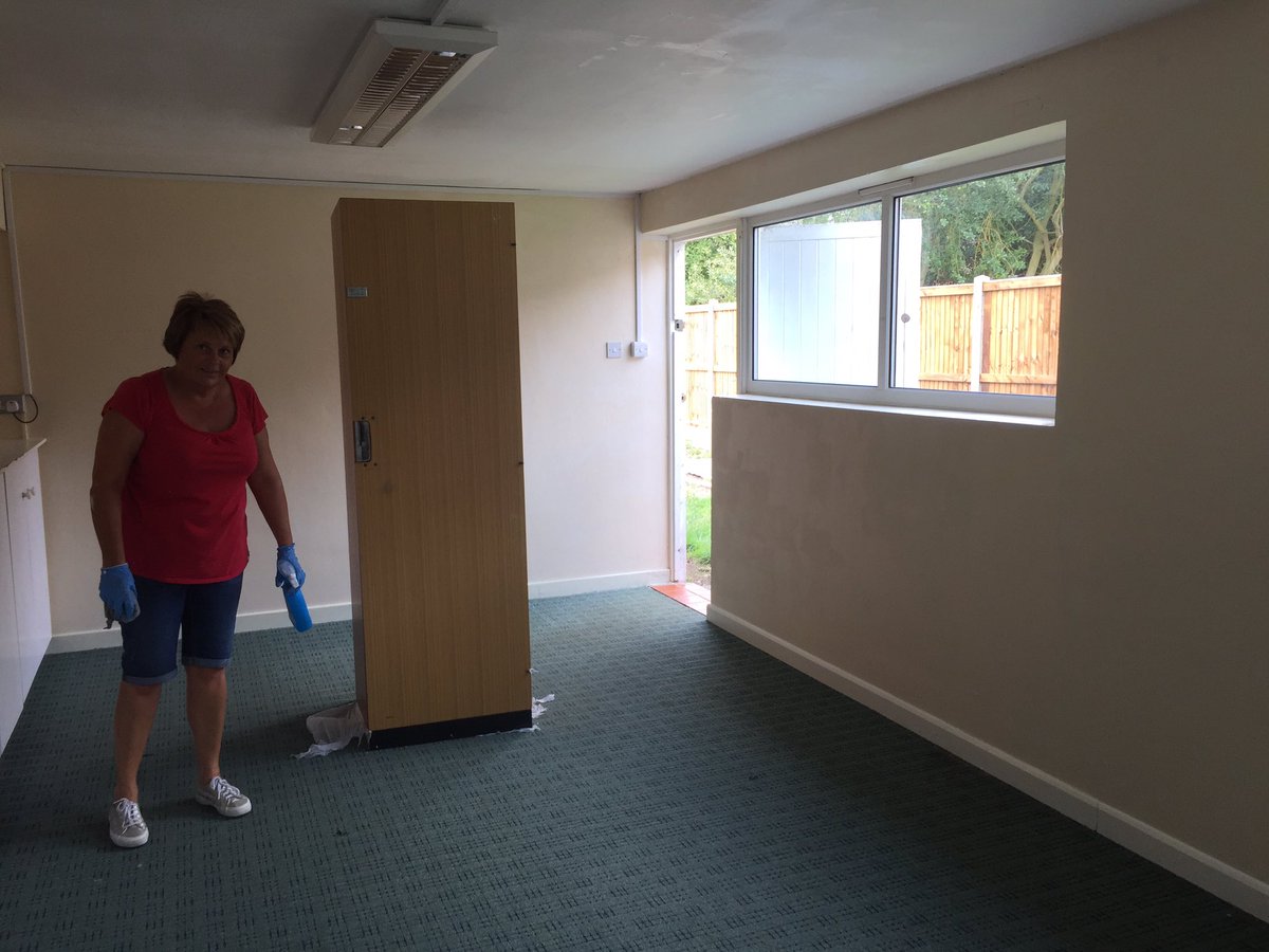 MaxineAnneSmith's tweet photo. Before and After! #socialinvestment #dibdibdib 😎✨👍@NBSEastofEng @cdw68 @kay_4eva_x @louisestrugnel1 @anthonyjhowell @westw1 https://t.co/le6hfNEfGO