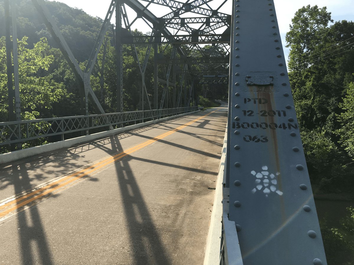 nextoppevents's tweet photo. Sometimes you are running on the Big Turtle and don't even know it! #explorekentucky #sheltoweetrace #bigturtle50 https://t.co/bmq4ZzXuI9