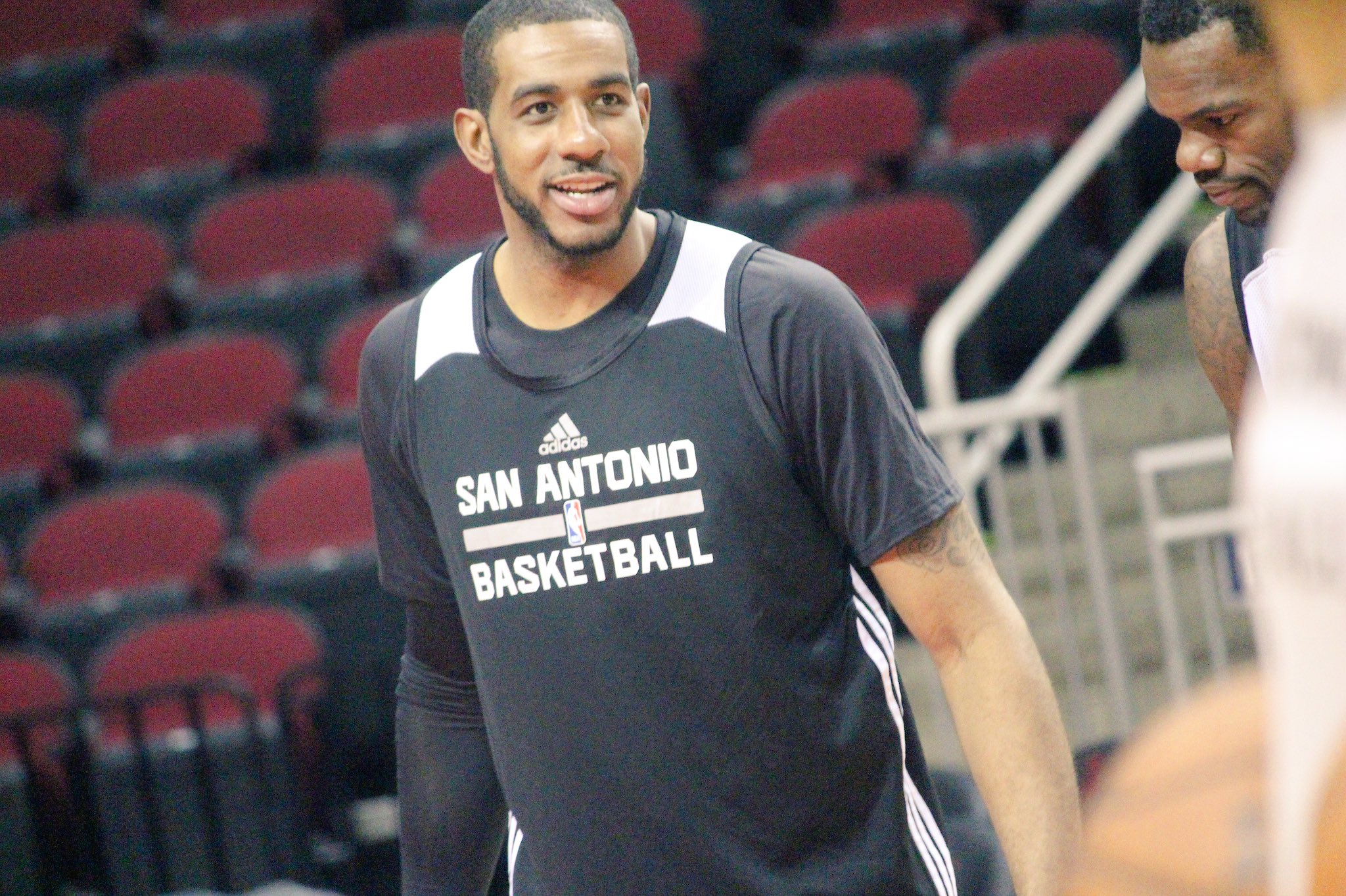 Completando 32 anos, uns dos melhores ala-pivôs da liga, all-star consolidado, Happy Birthday LaMarcus Aldridge! 