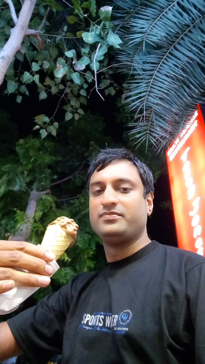 Ajaychairman's tweet photo. Had a nice cool evening at #BesantNagarBeach
#MidWeekOuting https://t.co/P3lfh24Drd