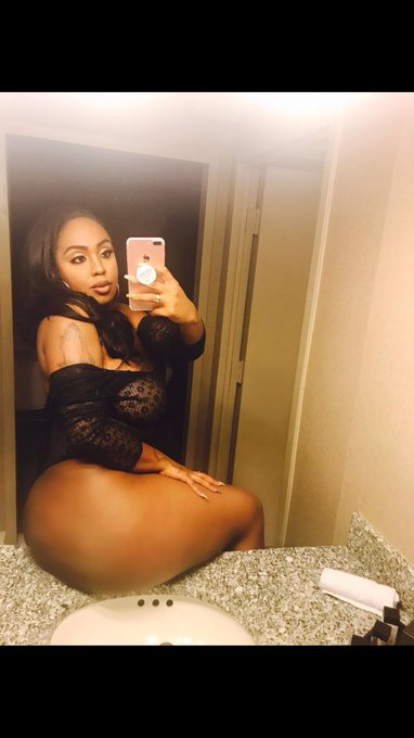 Taking bookings in #Dallas now to book some time with me email bookmslaytonbenton@gmail.com 💋 https://t<a href="/tag/dallas"class="tags">#Dallas</a>