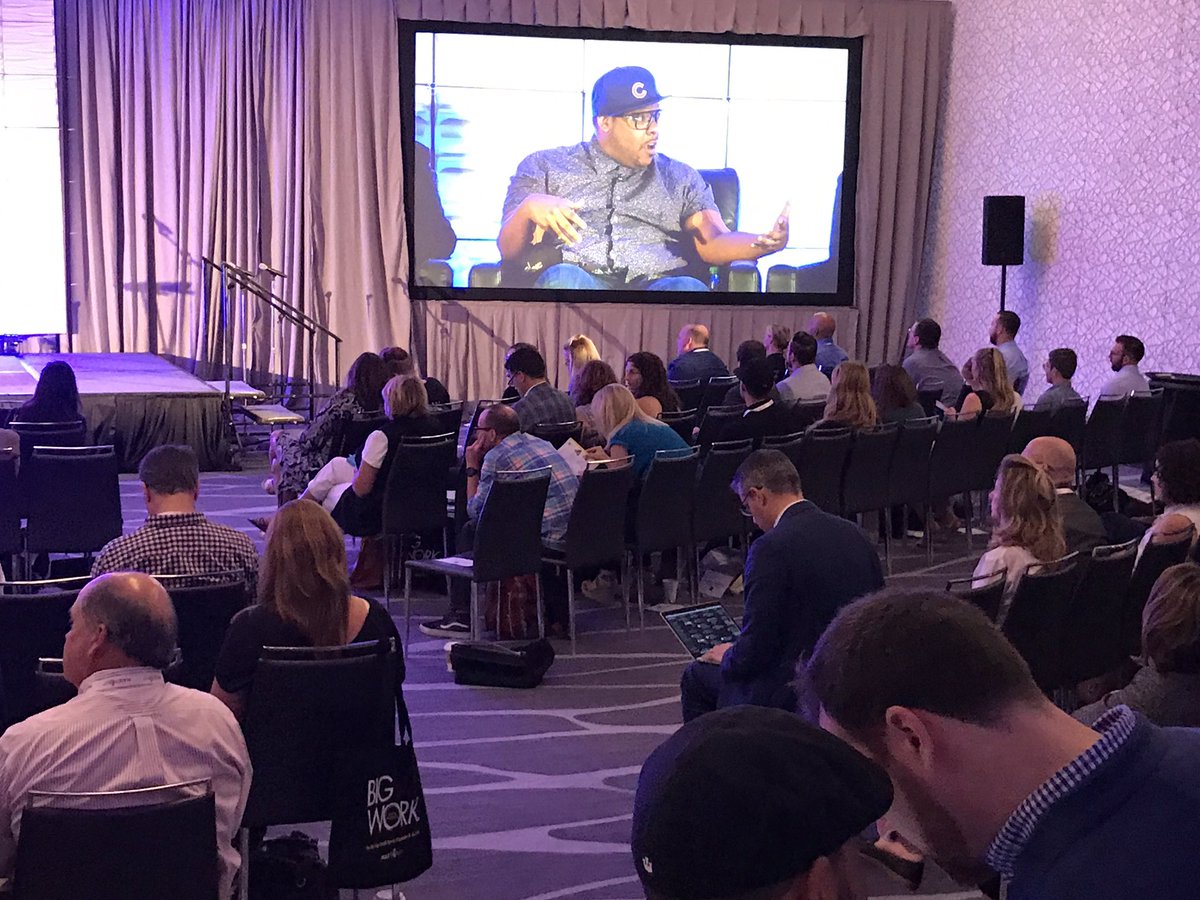 ebspoony's tweet photo. @KastnerPartners the awesome Brandon Rochon w/ #realtalk on celebs and going small at @adage #AdAgeSmallAgency "u can't do it alone" https://t.co/hkhiDXWa95