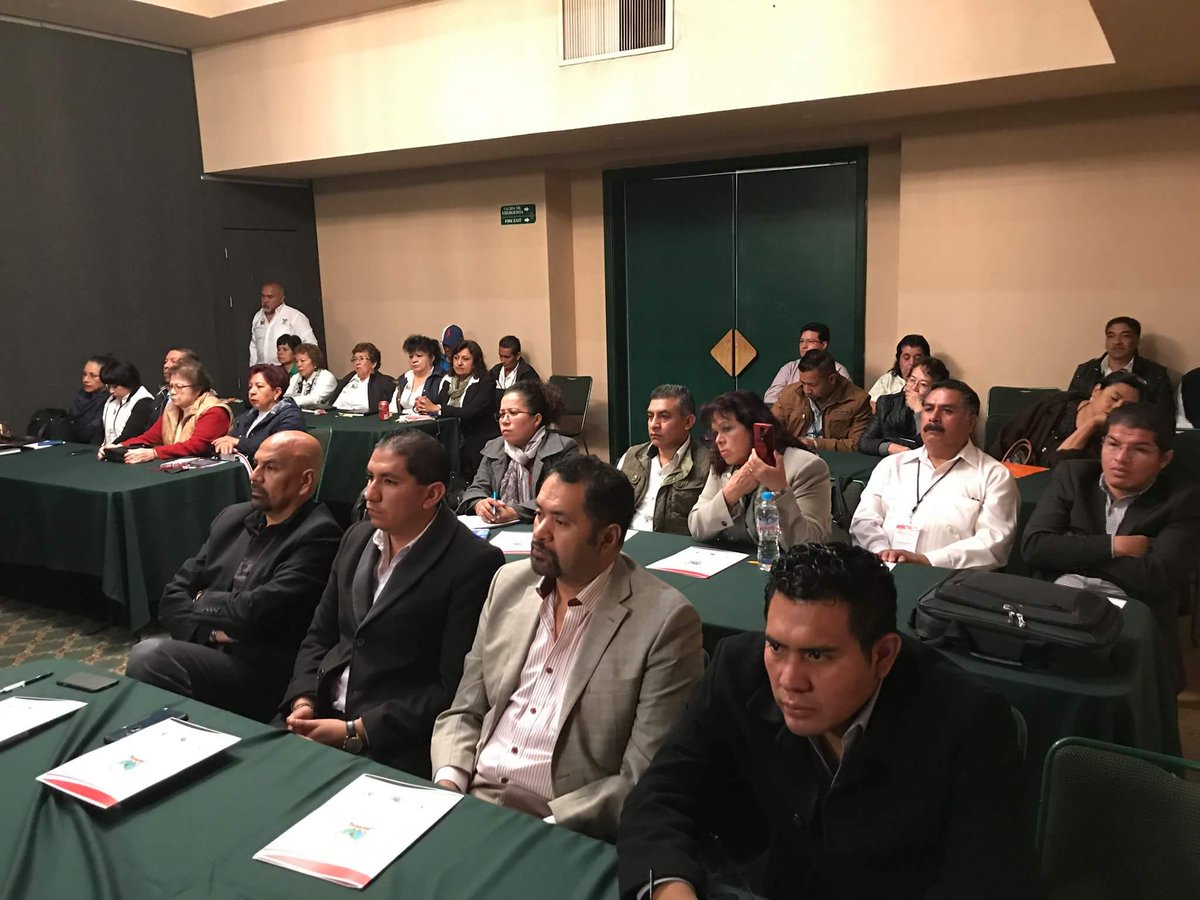 aguedagalicia's tweet photo. Con la distinción de inaugurar las jornadas de formación sindical para Secretarios de la #FSTEM. #Hidalgo #Pachuca https://t.co/wHXwBlJvyH