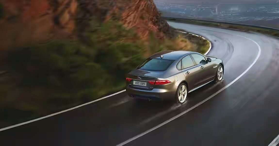 smotarcar's tweet photo. World's popular and luxurious cars jaguar XF full specification only on https://t.co/Tl1pafPRYV
https://t.co/fcXz0izKCS
#smotarcar #jaguarXf https://t.co/0bxqEAt02V