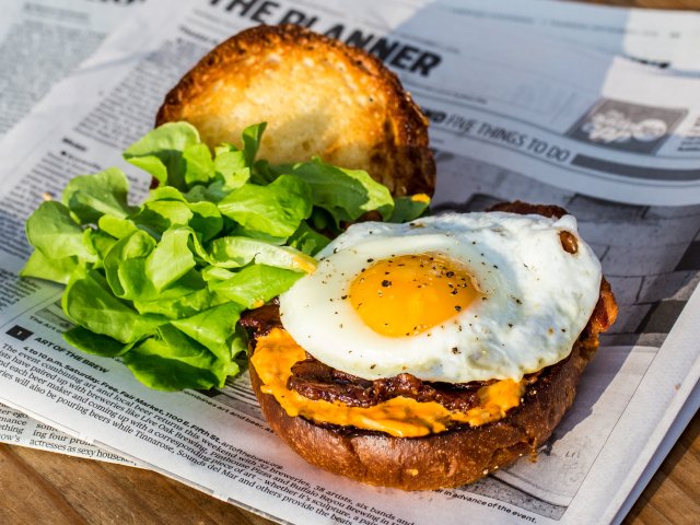 austin360's tweet photo. Paperboy breakfast sandwich trailer now open in South Austin https://t.co/vlrVgNhNOe https://t.co/kEZRK05DON