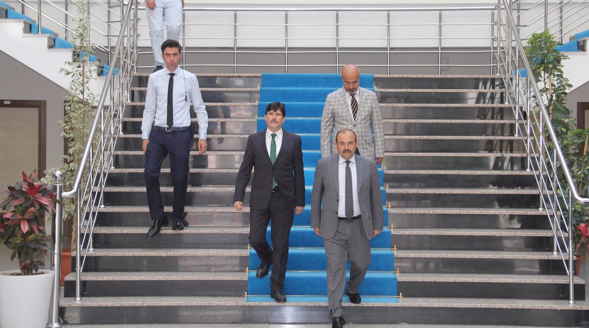 BitlisErenuniv's tweet photo. @valiustaoglu BEÜ Rektörü Prof. Dr. Erdal Necip Yardım'ı ziyaret etti https://t.co/Q9Wl6lnRh3