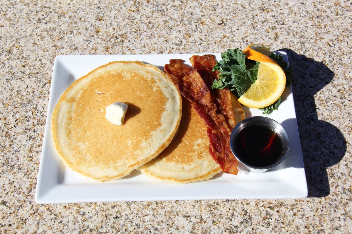 thethumbbbq's tweet photo. Best flapjacks in town! Breakfast is served until 11!👍
•
•
#breakfast #bacon #thumbsup #scottsdale #morning #food https://t.co/OmZV0iY7Kc