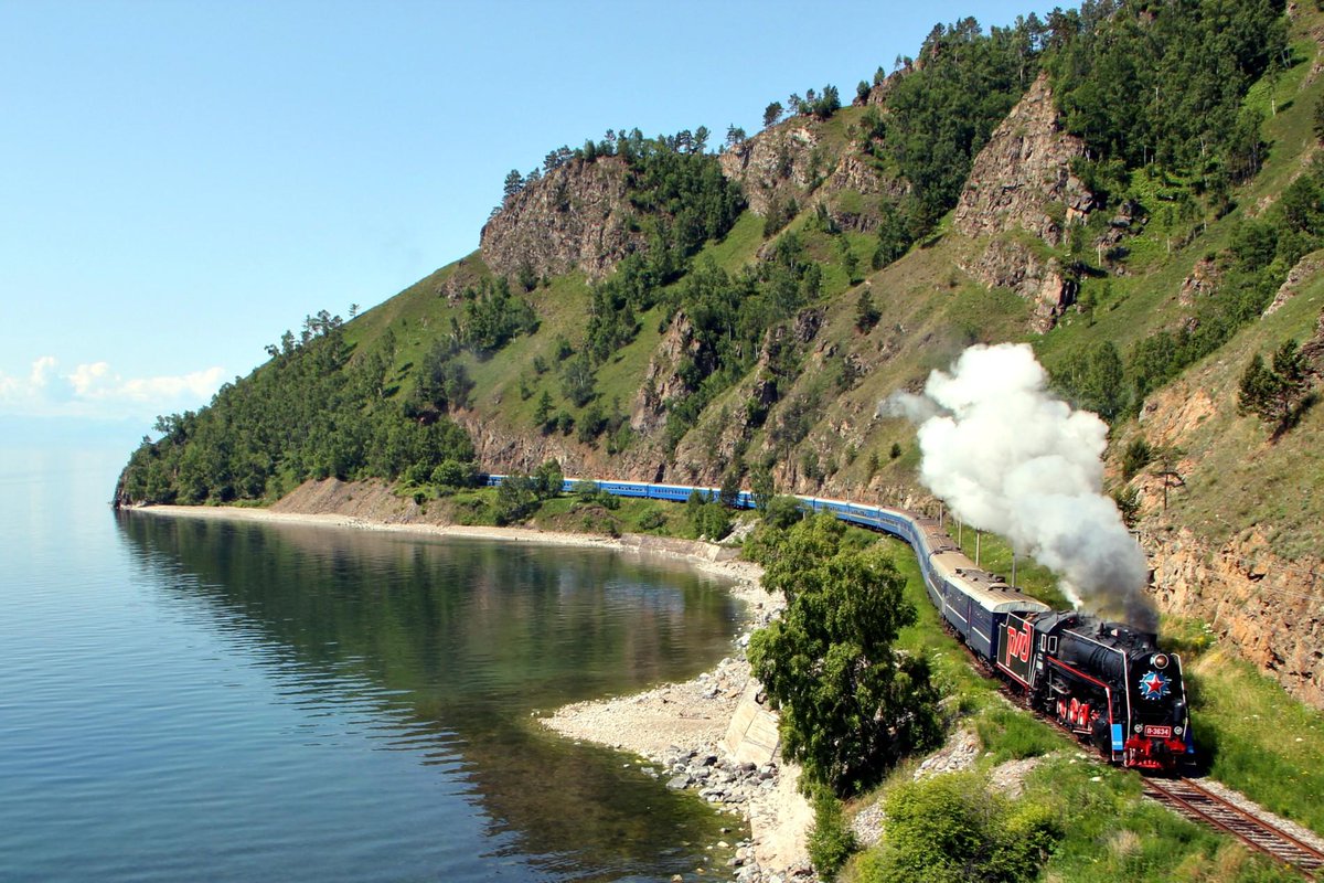 tacorp365's tweet photo. 16 Best Train Trips in the World #Travel #JourneyAbroad #Trains #Trips https://t.co/MYiDqlhAIJ via @NatGeoTravel https://t.co/fsO0LSDNeX