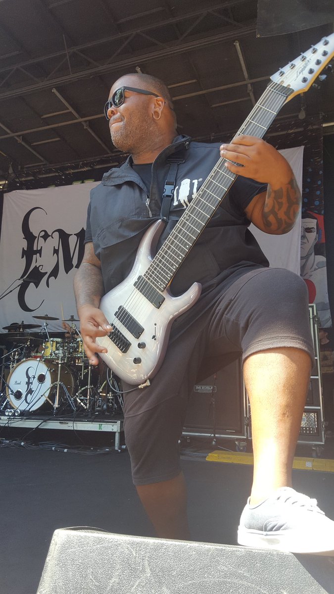 PecksMetalPicks's tweet photo. Emmure // Warped Tour 2017 // Columbia, Maryland https://t.co/umg82dtOmj