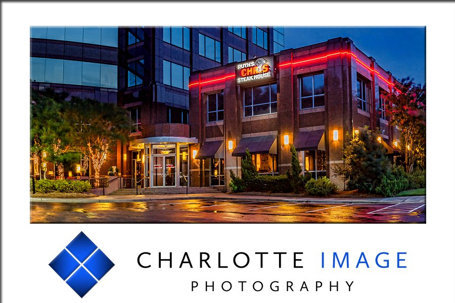 Here is an outstanding exterior image for Ruth's Chris Steak House location in South Park. #RuthsChrisSteakHouse #CommercialPhotography