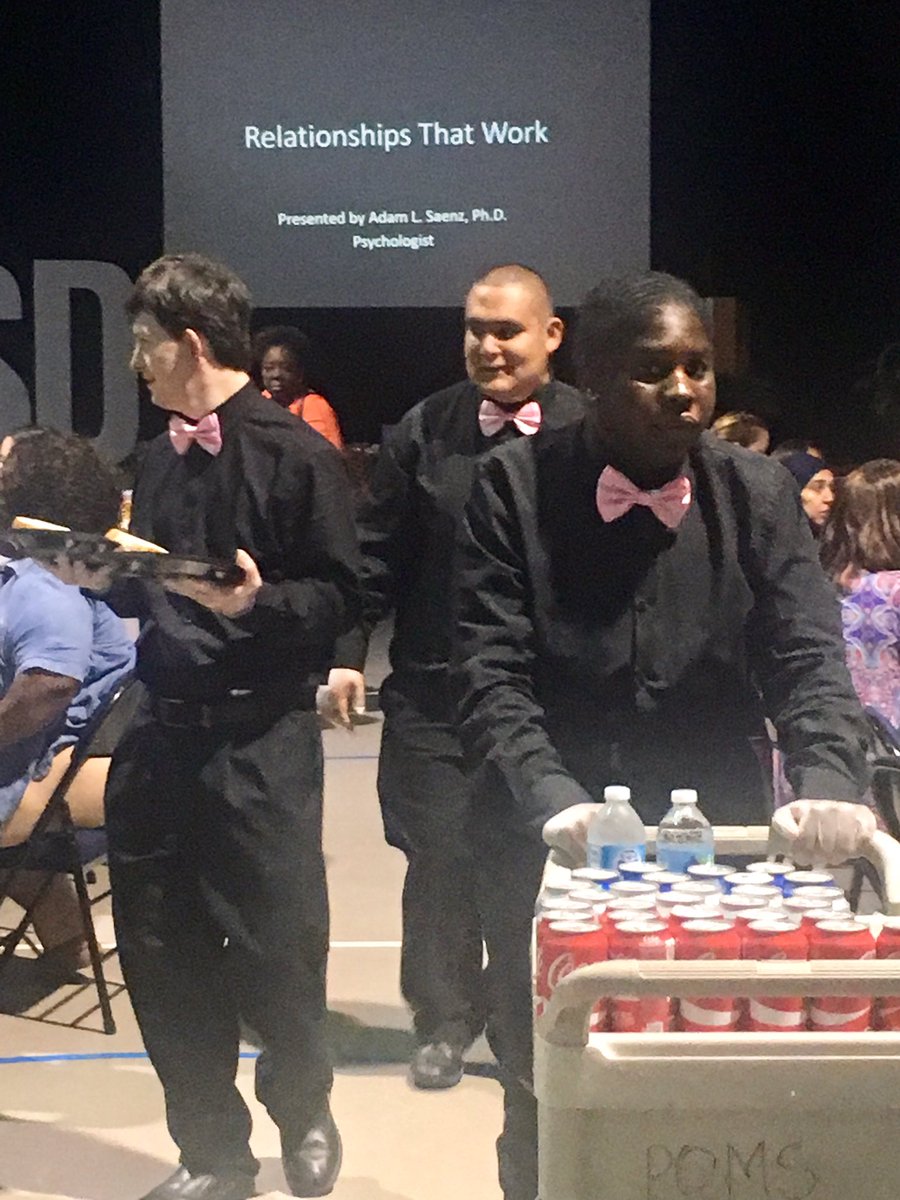 sujhurta's tweet photo. Proud of HEART servers at our Special Ed. Conference #theheartprogram #HISD_Supe #HISDSPED #hisdsped17 https://t.co/FIduX3cMyQ