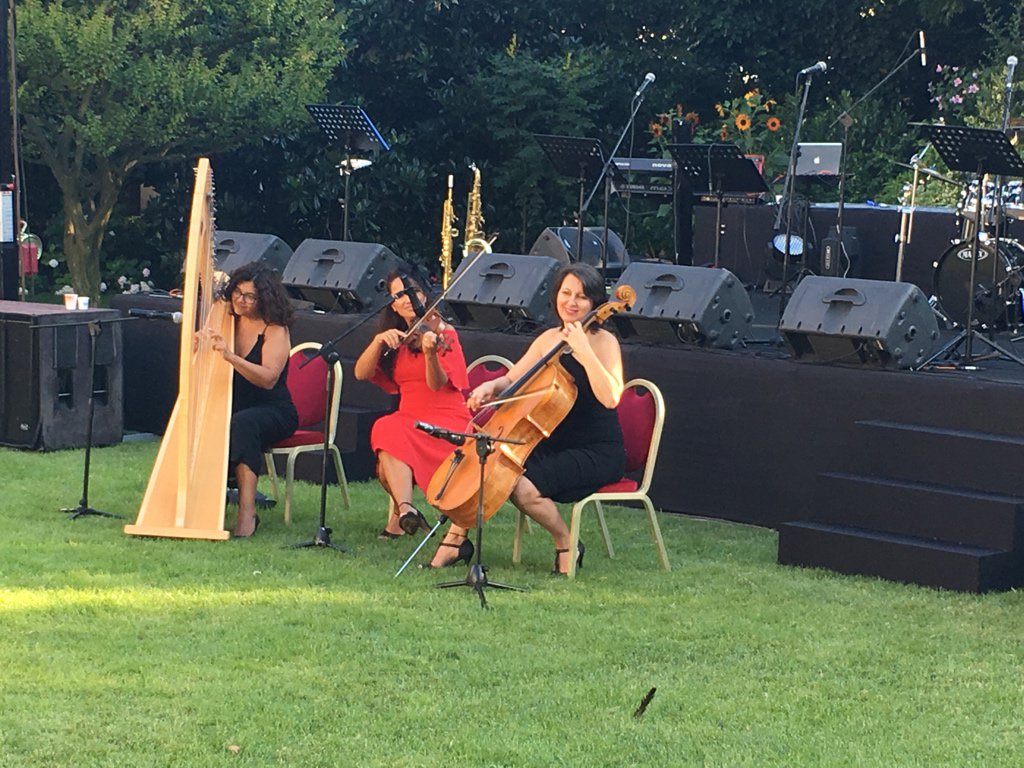BCCT_1887's tweet photo. BCCT #summergardenparty : off to a great start! https://t.co/iY8SlWILPM