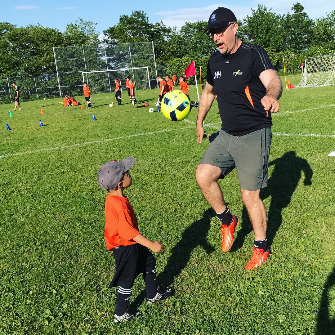 Storm_Soccer's tweet photo. Trio of pics of Coach @markharper & U6 Mini, also named Mark!The Marks had an impromptu juggling session. #MonsterMark #MiniMark #DynamicDuo https://t.co/KbbUtSQF0L