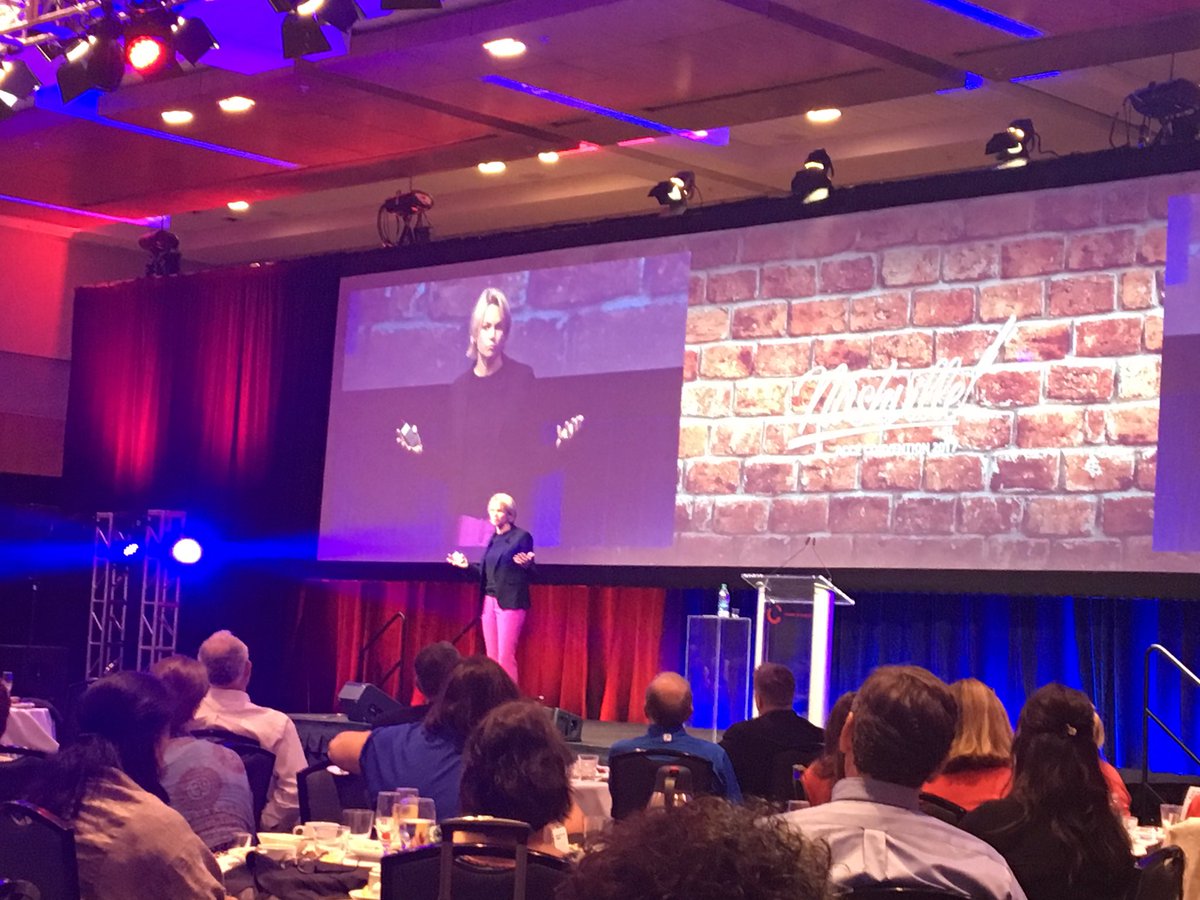 BrianShifman's tweet photo. Great business advice @MollyFletcher: "Build relationships, don't just do transactions". Good way to reframe approach to deals #ACCE2017 https://t.co/wIxnhuNcjy
