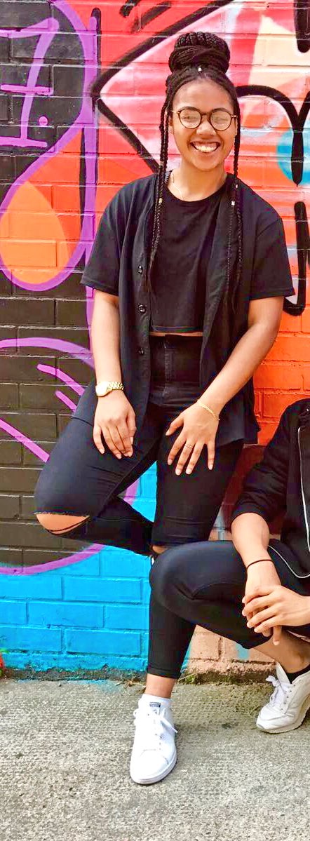 FinesseDanceUk's tweet photo. @itzz_cori @davis_saskia @Jas_Ryner anddd Ella! @MrsEllaSmith 💃🏾✨ https://t.co/1QE1tHzEj4