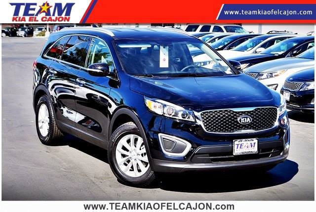 TeamKIAofEC's tweet photo. Great deals you don't want to miss are going on now! Stop in and check out this 2017 #Sorento! https://t.co/Oe4BV9QQwt https://t.co/wHSu8j7y7b