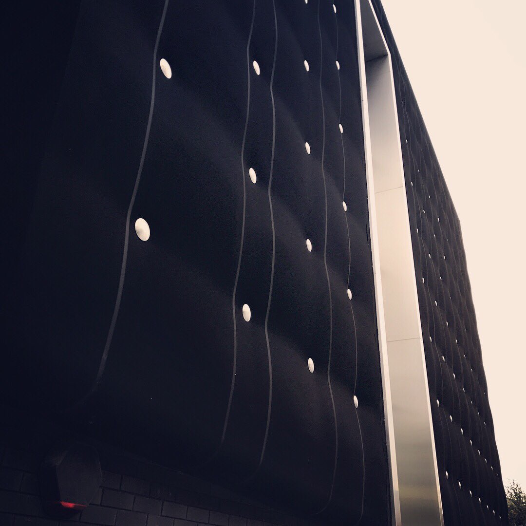 potentialetc's tweet image. 2hr wander around #Sheffield today...