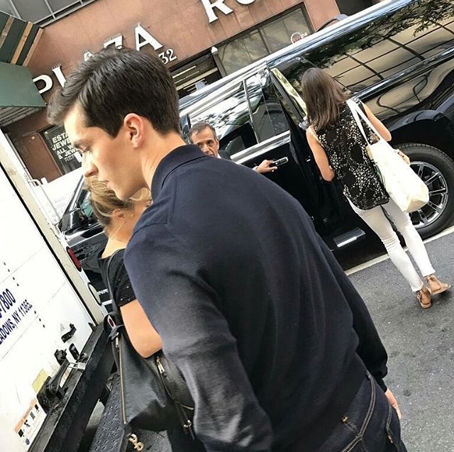 #factfionnwhitehead — เฟียนไม่มี instragram , twitter , facebook หรือ social media สักอย่าง เรียกง่ายๆว่า "เฟียนผู้ไม่มีโซเชียลเน็ตเวิร์ค"