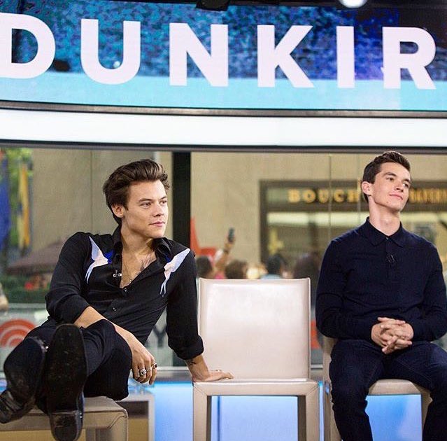 Harry Styles กับ Fionn Whitehead ในรายการ todayshow กำลังให้สัมภาษณ์เกี่ยวกับหนัง #Dunkirk ครับ 
<a href="/harrystylesbth/">Harry Styles TH</a>