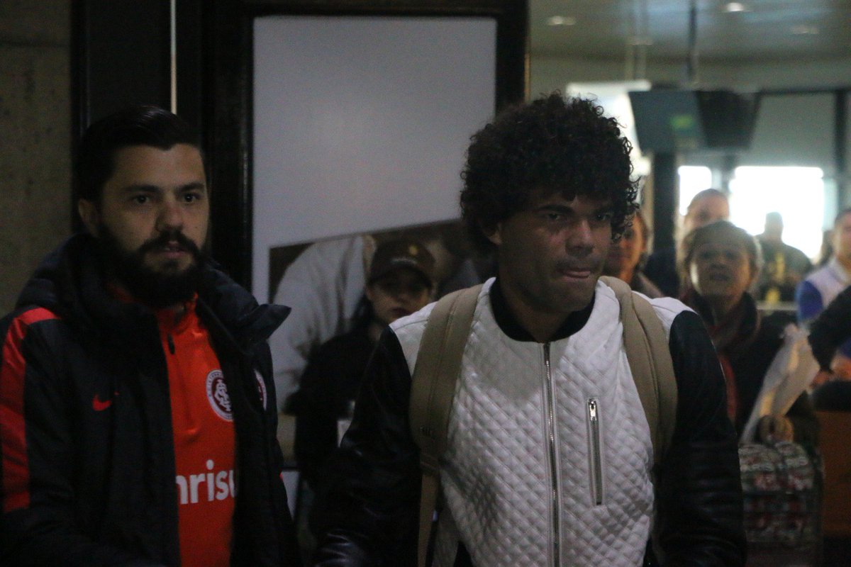 De volta ao RS, Camilo celebra "novos ares" no Inter e elogia D'Alessandro glo.bo/2vjCnaE