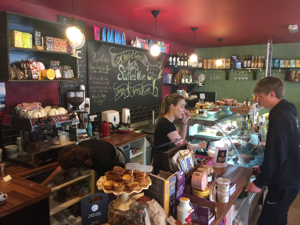BantryBayBooks's tweet photo. Back in Bantry for the @wcorklitfest #LaraMarlowe last night. #ColmTobin tonight. @TheStuffedOliv today. Yum! https://t.co/6zRDrYuMgo
