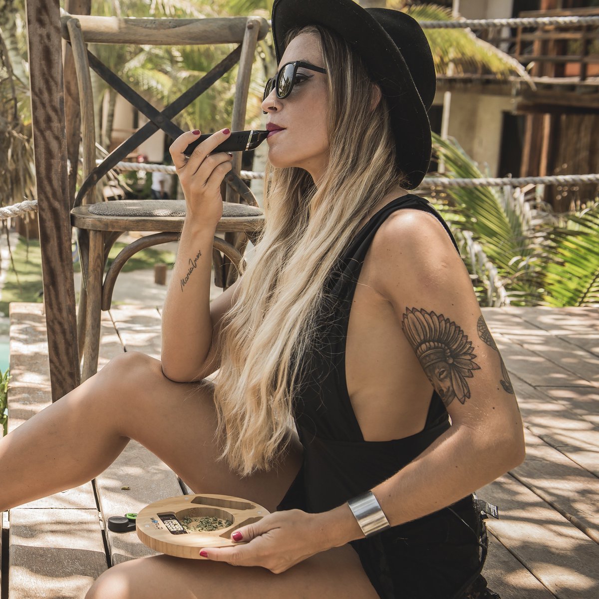 worldpiecebrand's tweet photo. Girls just wanna have sun ☀️|| #cannabiscommunity #cannabis #cannabisculture #summer #summeroutfit https://t.co/3dsRMeGdux