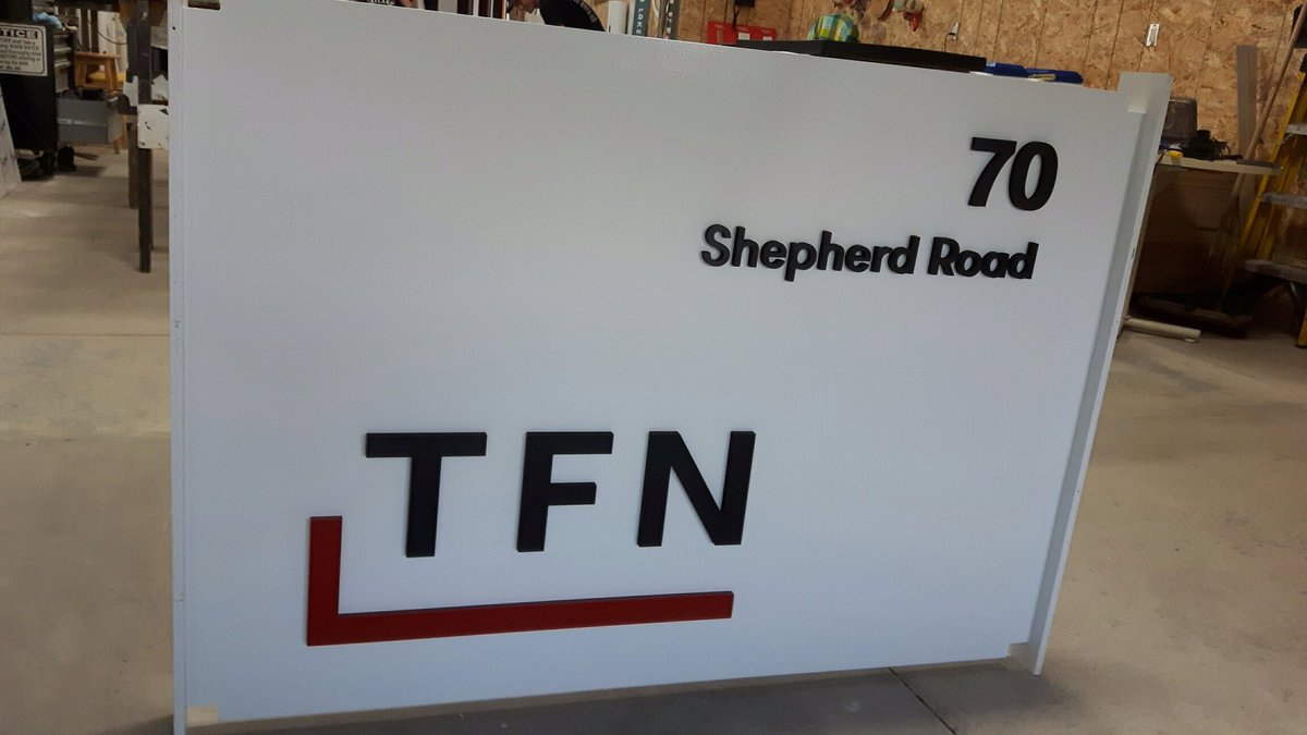 SenSigns's tweet photo. Our QC Sign Inspectator Nikki, passed the new TFN sign installing in Oakville today! #sensationalsigns #ownit #groundsign #idsign @tfnrealty https://t.co/Zhx3PDCY1L