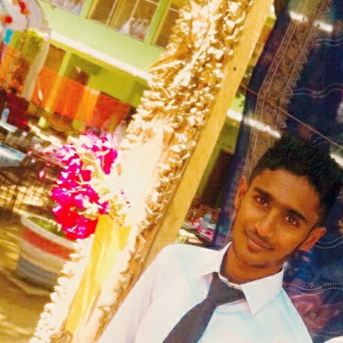 AyaAzRM's tweet image. #NewProfilePic