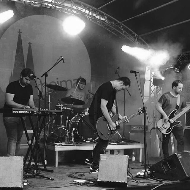 PardonMsArden's tweet photo. See you on friday #süduferfestival #friedberg #hometown #guitars #indiepunkrock #sommer #festival https://t.co/AjLtQHXbNV https://t.co/3uYX5w6R3m