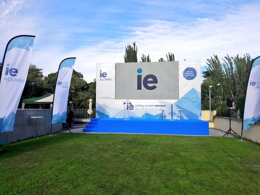 GeoffroyGerard's tweet photo. #Now #ForeverIE @iealumni event gathering the future graduates! Graduation week still goes on at @IEuniversity @IEbusiness / soon #IEGAW ! https://t.co/wBzmvXgE9o