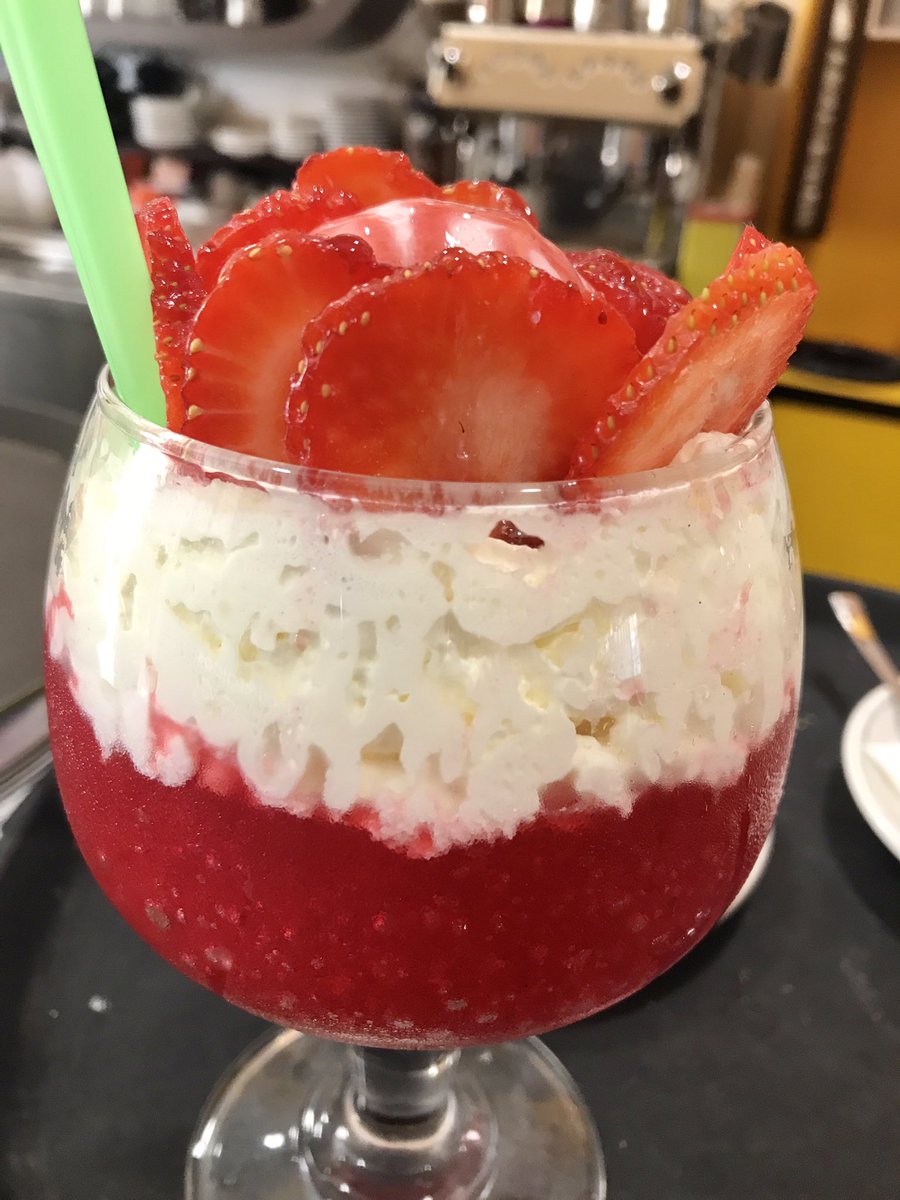IbenseHeladeria's tweet photo. Cuando el helado es arte-sano @IbenseHeladeria #helados #ibense #valenza https://t.co/LwZppjkHtJ
