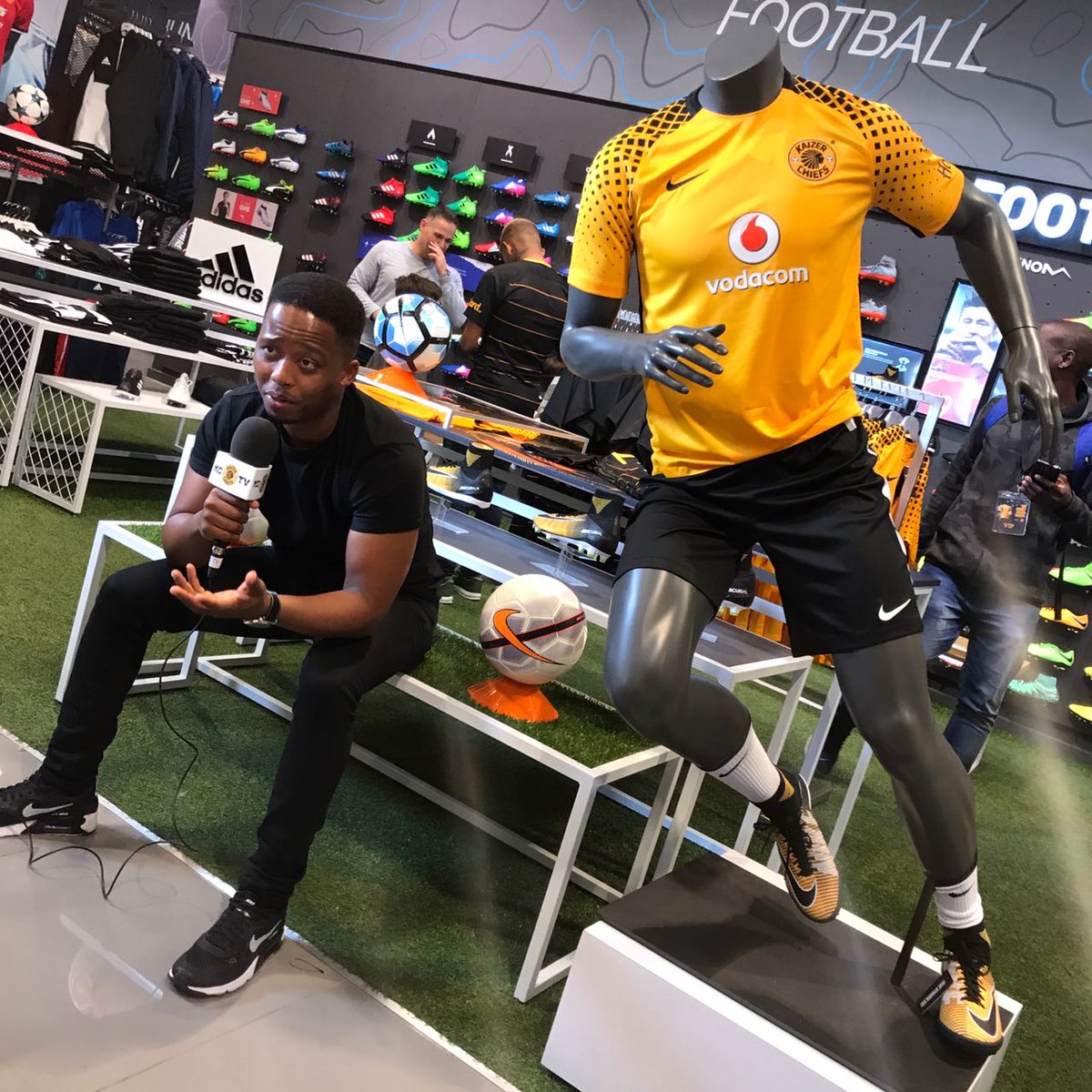 total sports new kaizer chiefs jersey