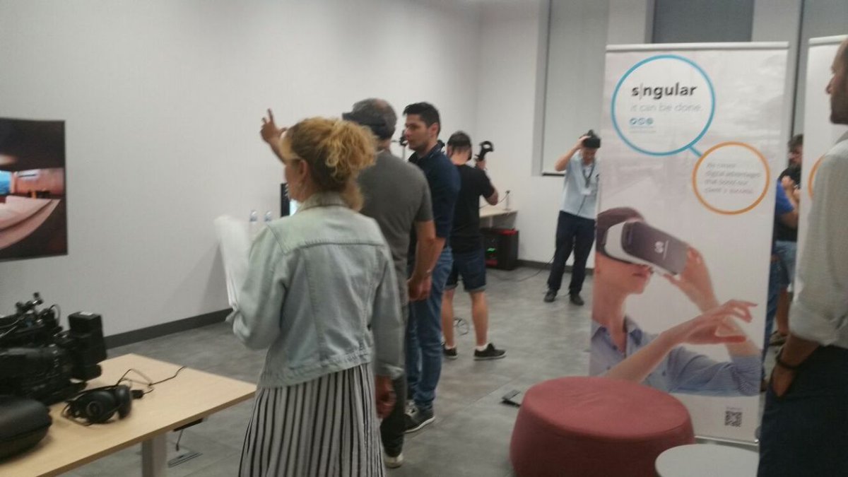sngular's tweet photo. Seguimos en #OVR17 mostrando experiencias #VR a los visitantes. ¡Búscanos y disfruta! https://t.co/IR6bTWjhDp