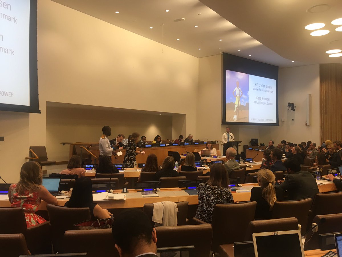 Danish youth delegate <a href="/ClHalv/">Clara Halvorsen</a> shares the floor with HE <a href="/Kristian_Jensen/">Kristian Jensen</a>, Minister of Finance in the event's opening. #Youth2030