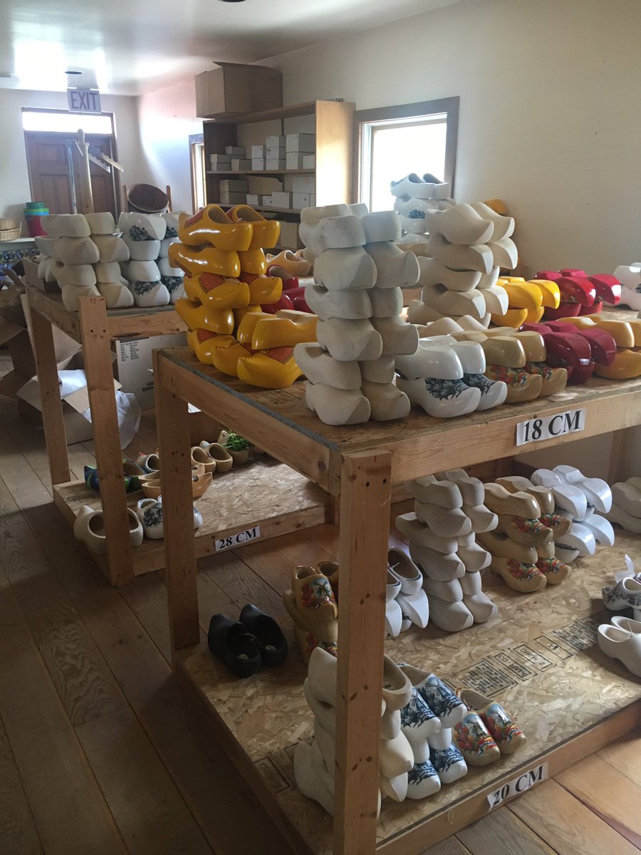 EngelishTeach's tweet image. Getting ready for the presentation #feelingdutch #ichallengeu #futureprepd