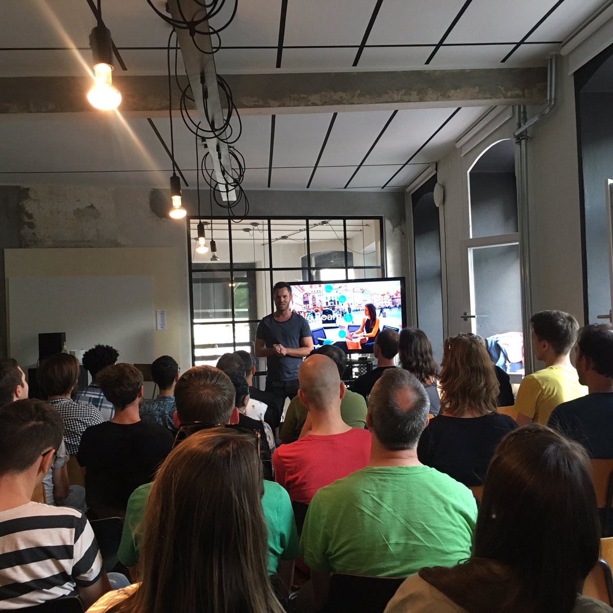 Julieallyear's tweet photo. #alternativeleadership #meetup by @SummerCo_Berlin and wonderful Matthias Beikert! #teamsummer #newwork https://t.co/w2hlPFsOZ5