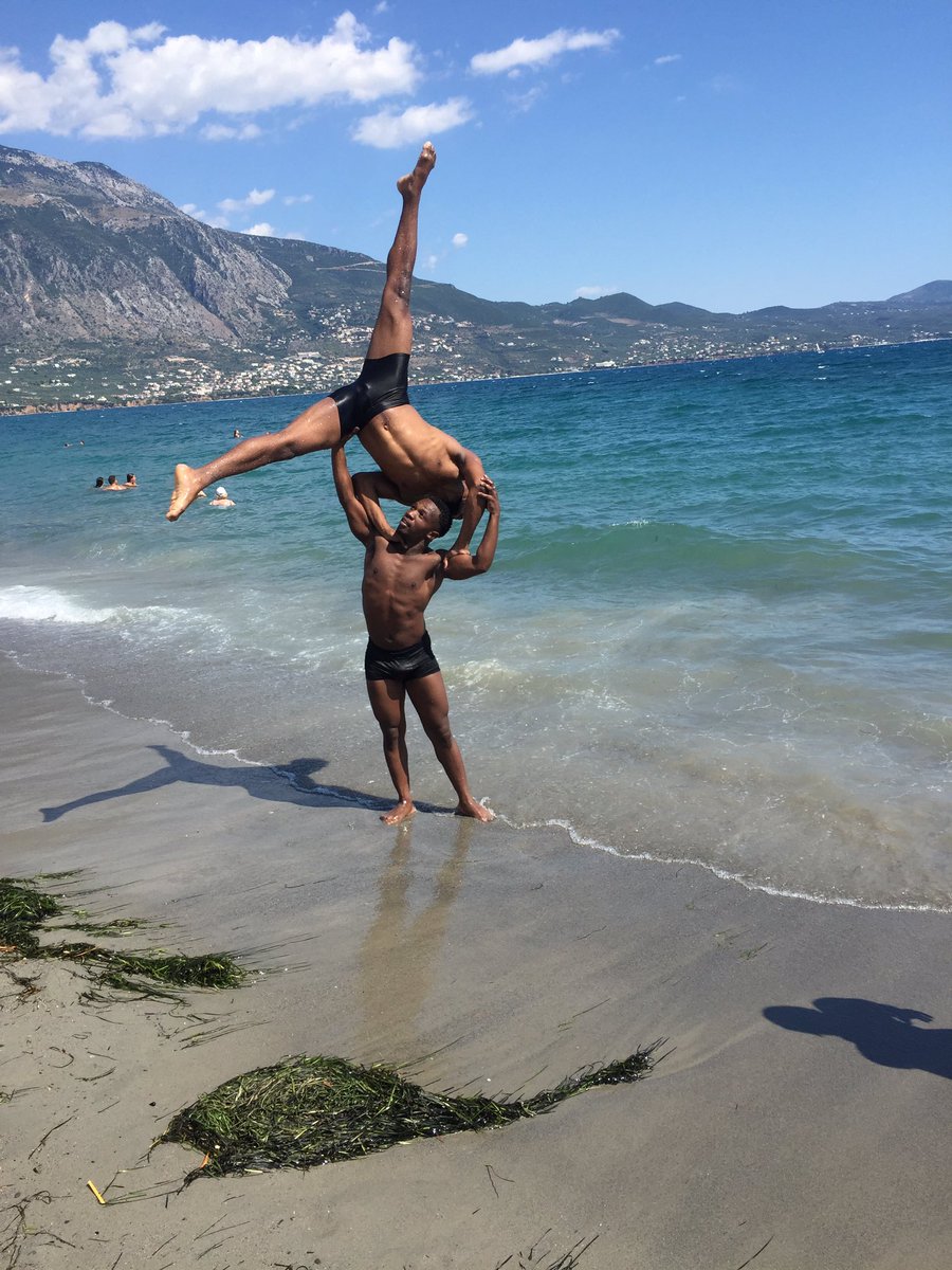OscarBDance's tweet photo. Having good time-Greece Kalamata https://t.co/zgXSXiQjx5