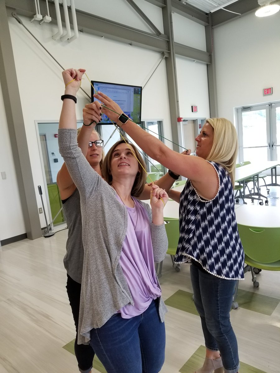 fieldsjen39's tweet photo. Pleasant Grove team building
#E3CG https://t.co/S1ZjP0AIRB
