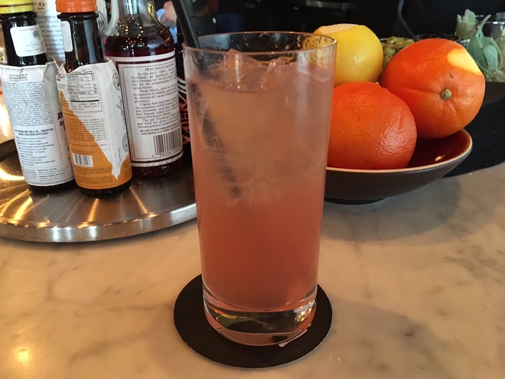 alltheboozeporn's tweet photo. @cleverrabbitchi @zakkiyyah Agua Fresca with added tequila... #cleverrabbit #boozeporn #cocktail https://t.co/AgVxVI5tEO